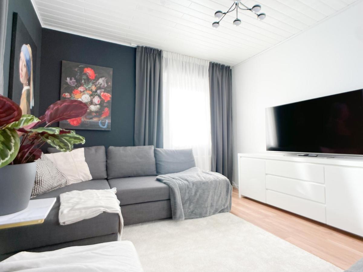 M-style 01 Mit Terrasse Und Gasgrill, 24h Self-check-in, Free Parking, Netflix Apartment