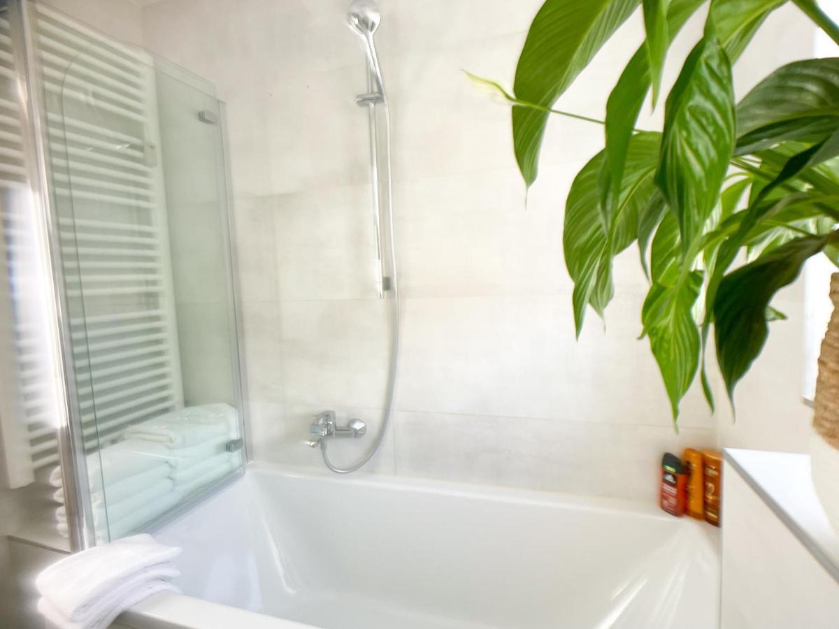 M-style 01 Mit Terrasse Und Gasgrill, 24h Self-check-in, Free Parking, Netflix * Nürnberg
