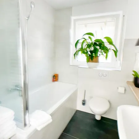 M-Style 01 Apartment Mit Terrasse Und Gasgrill, 24H Self-Check-In, Free Parking, Netflix Nuremberg Exterior photo