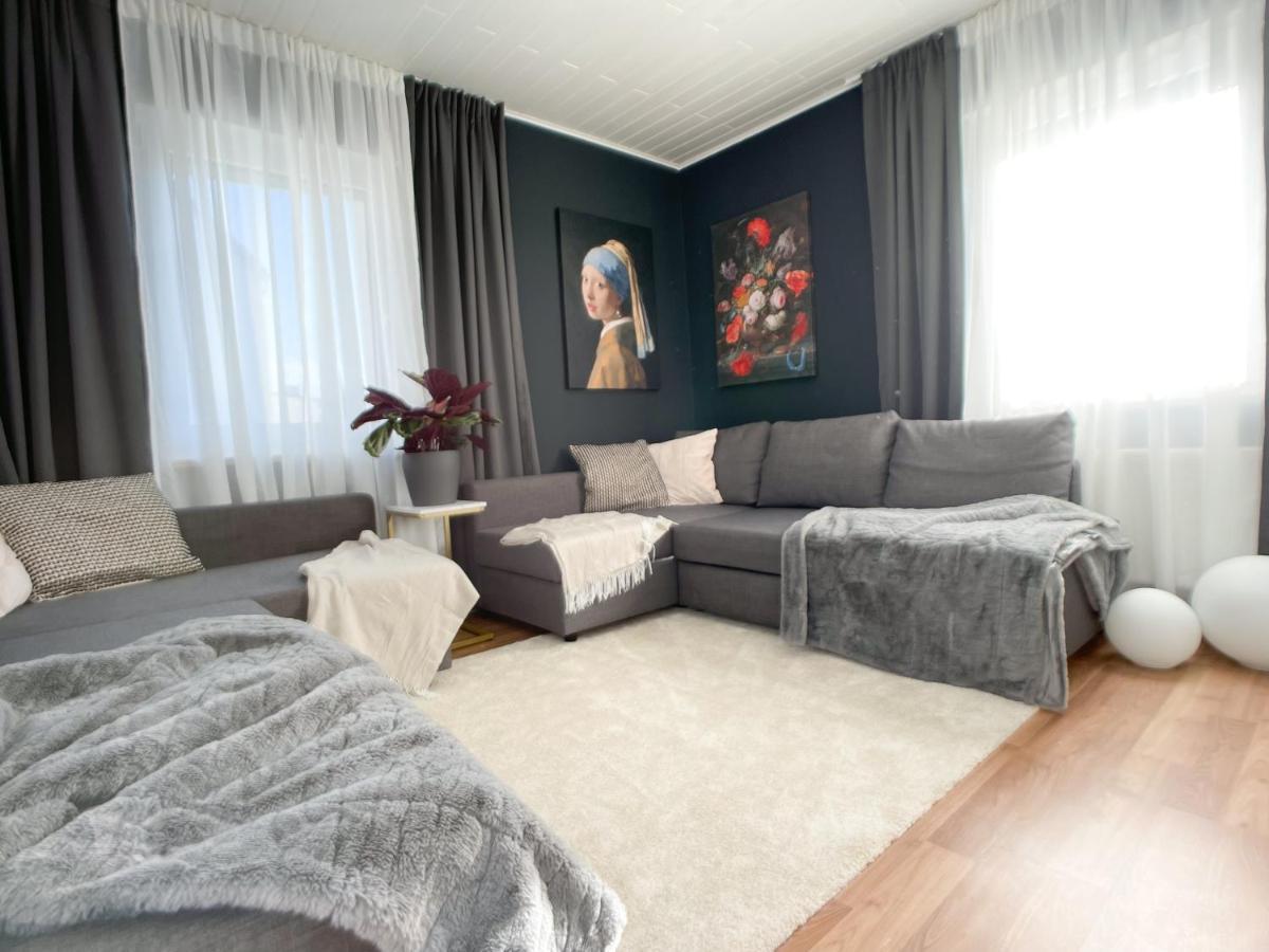 Apartment M-style 01 Mit Terrasse Und Gasgrill, 24h Self-check-in, Free Parking, Netflix