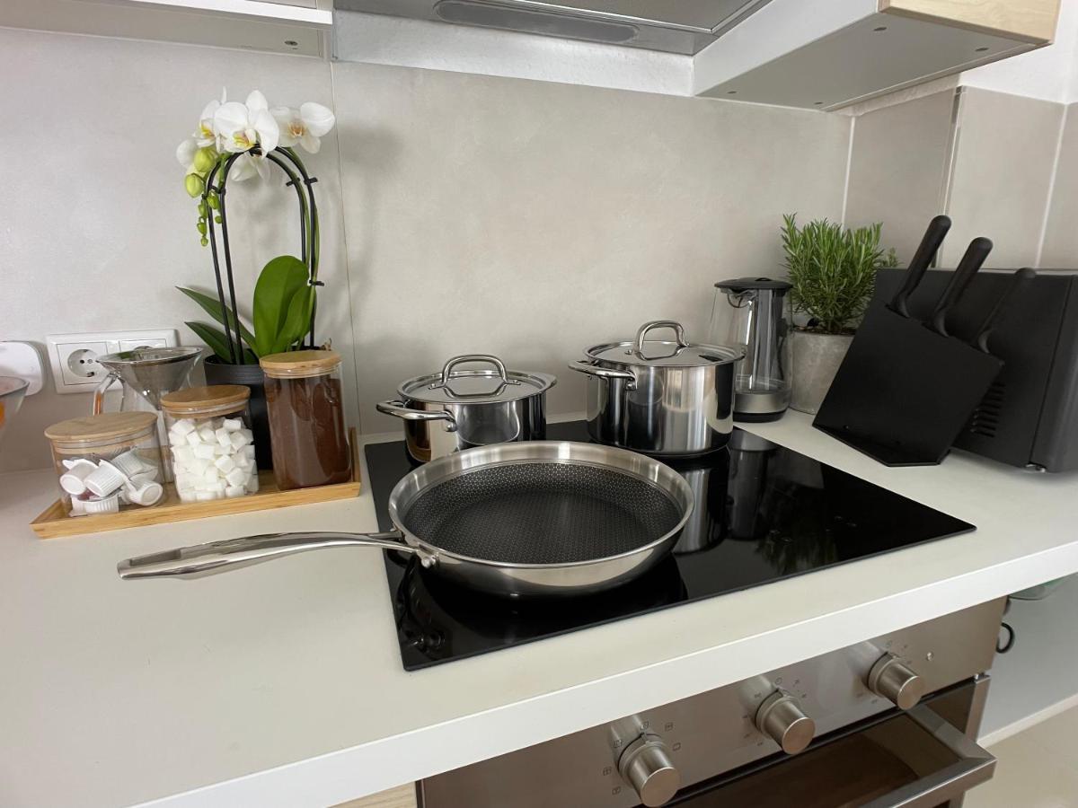 M-style 01 Mit Terrasse Und Gasgrill, 24h Self-check-in, Free Parking, Netflix Nuremberg